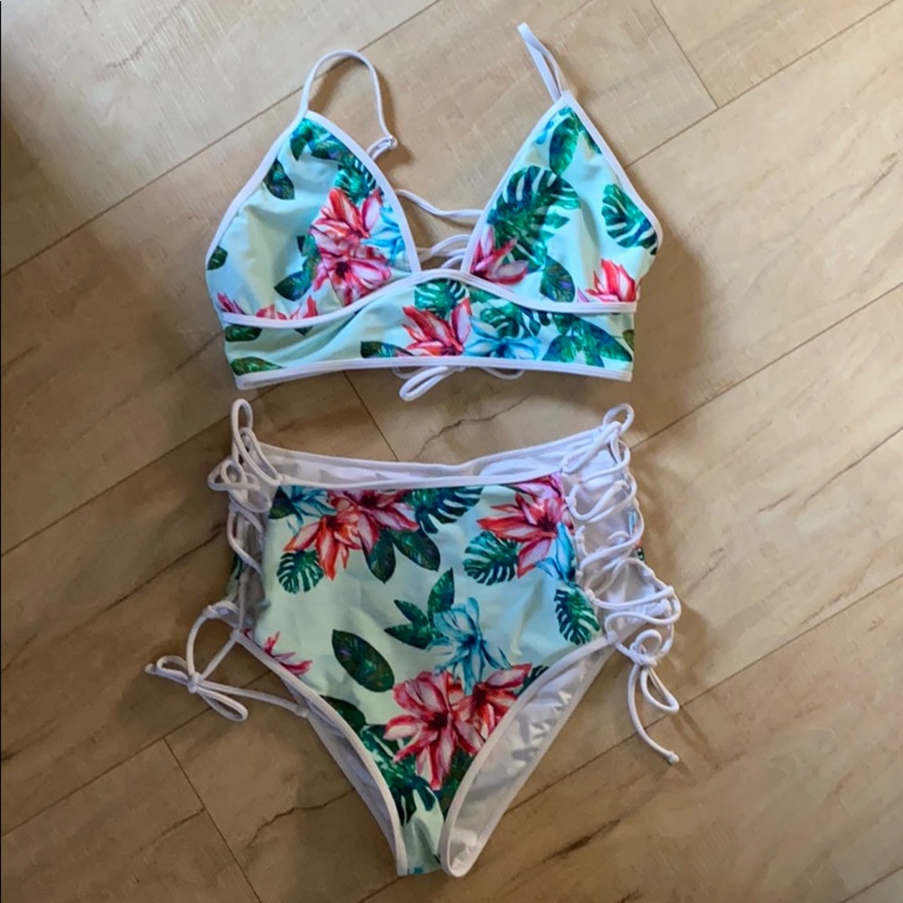 Forever 21 Floral High Waist Bikini Size L